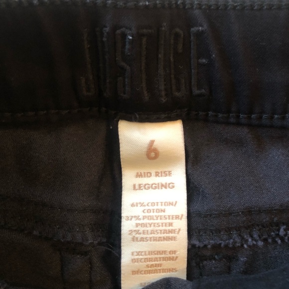 Girls Grey Shirt w/ Star Design and Black Jeggings Outfit - Picture 6 of 7